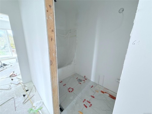 850 Sunderland Ave, Nanaimo, BC - Indoor