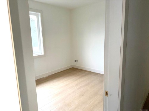 850 Sunderland Ave, Nanaimo, BC - Indoor Photo Showing Other Room