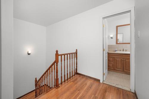 Hall d'entrée/Vestibule - 145 Rue Beacon, Kirkland, QC 