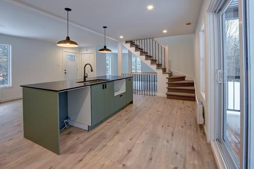 Cuisine - 184 Rue Lajeunesse, Saint-Colomban, QC - Indoor Photo Showing Other Room