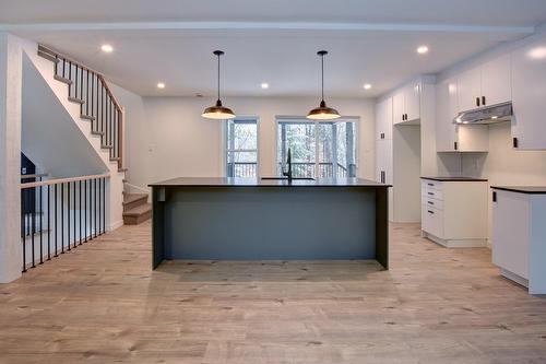 Cuisine - 184 Rue Lajeunesse, Saint-Colomban, QC - Indoor Photo Showing Kitchen