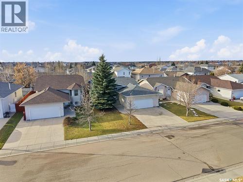 310 Carr Crescent, Saskatoon, SK - Outdoor