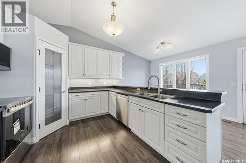 310 Carr Crescent, Saskatoon, SK - Indoor Photo Showing Kitchen With Double Sink