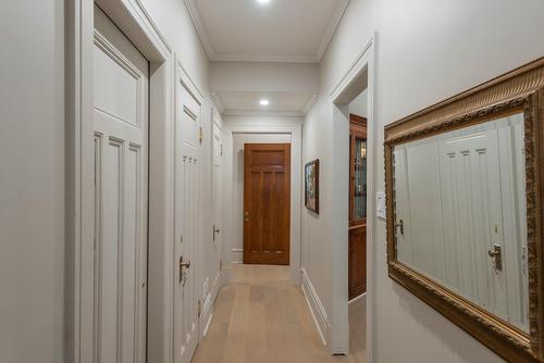 Corridor - 555 Av. Argyle, Westmount, QC - Indoor Photo Showing Other Room