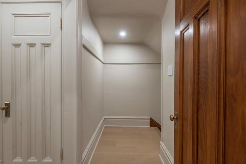 Corridor - 555 Av. Argyle, Westmount, QC - Indoor Photo Showing Other Room