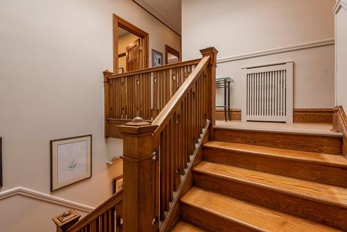 Escalier - 555 Av. Argyle, Westmount, QC - Indoor Photo Showing Other Room