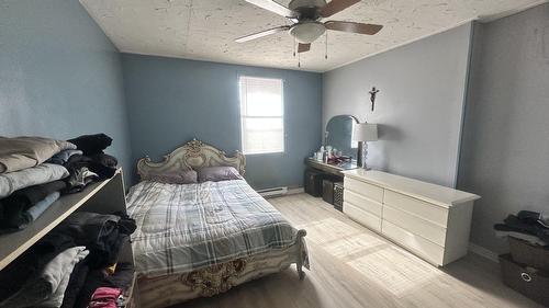 Primary bedroom - 23  - 25 Rue De L'Église, Montréal (Verdun/Île-Des-Soeurs), QC - Indoor Photo Showing Bedroom