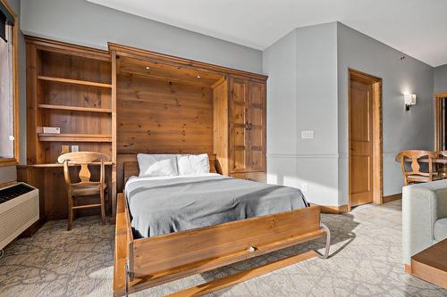 Salon - 336-2396 Rue Labelle, Mont-Tremblant, QC - Indoor Photo Showing Bedroom