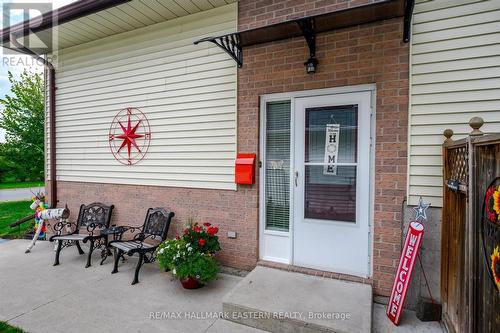 2574 Foxmeadow Road, Peterborough (Ashburnham Ward 4), ON - Outdoor With Deck Patio Veranda With Exterior