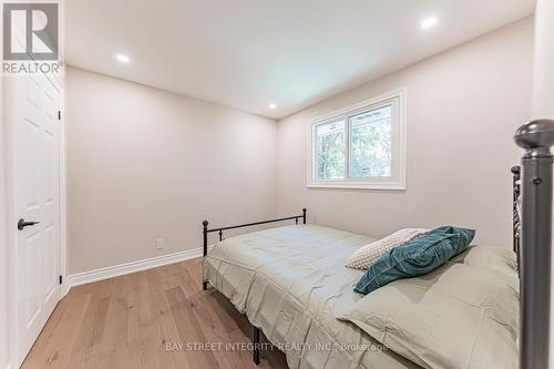 323 Clifton Road, Kitchener, ON - Indoor Photo Showing Bedroom