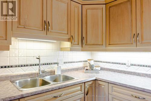972 Southlawn Drive, Peterborough (Ashburnham Ward 4), ON - Indoor Photo Showing Kitchen With Double Sink