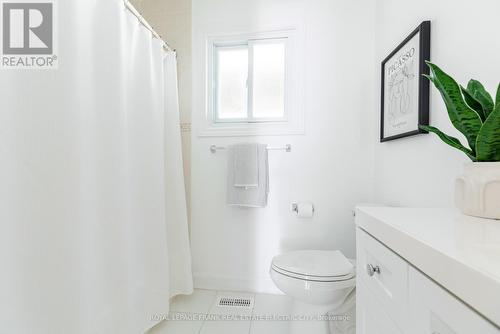 972 Southlawn Drive, Peterborough (Ashburnham Ward 4), ON - Indoor Photo Showing Bathroom