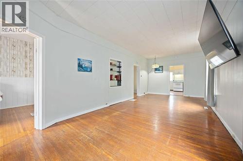 346 Brock Street South, Sarnia, ON - Indoor Photo Showing Other Room