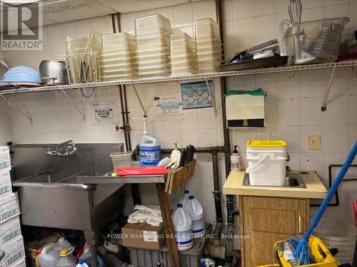 320 Bank Street, Ottawa, ON 