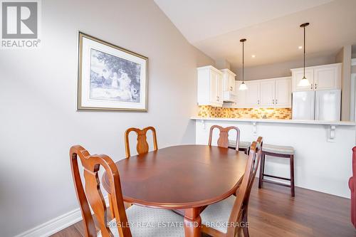 16 - 409 Niagara Street, St. Catharines (Carlton/Bunting), ON - Indoor Photo Showing Dining Room