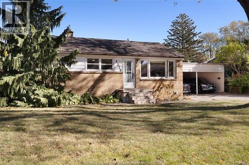 3276 VIRGINIA PARK AVENUE  Windsor, ON N9E 2C3