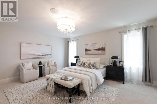 2253 Linkway Boulevard, London South (South A), ON - Indoor Photo Showing Bedroom