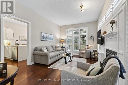 30 - 519 Riverside Drive, London North (North P), ON - Indoor Photo Showing Living Room