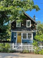 455 NELSON AVENUE  Burlington, ON L7S 1N3