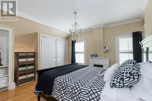 455 Nelson Avenue, Burlington, ON - Indoor Photo Showing Bedroom