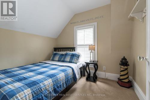 455 Nelson Avenue, Burlington, ON - Indoor Photo Showing Bedroom