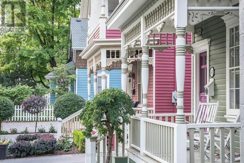 455 Nelson Avenue, Burlington, ON - Outdoor With Facade