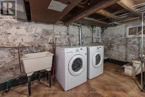 455 Nelson Avenue, Burlington, ON - Indoor Photo Showing Laundry Room