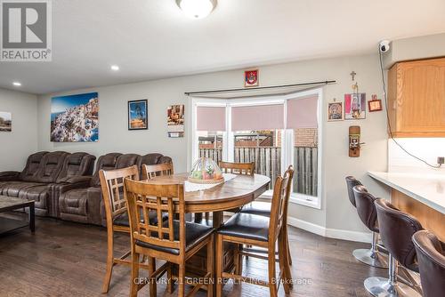 57 Hannon Crescent, Hamilton, ON - Indoor Photo Showing Dining Room