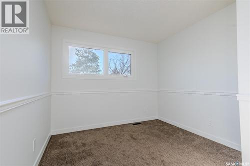 73 Red River Road, Saskatoon, SK - Indoor Photo Showing Other Room