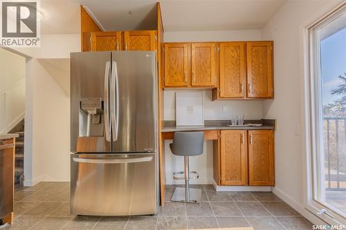 73 Red River Road, Saskatoon, SK - Indoor Photo Showing Kitchen