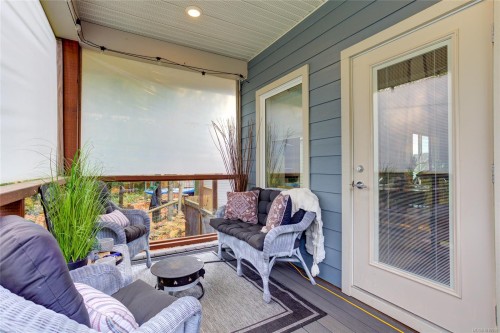 501 Mountain View Dr, Lake Cowichan, BC 