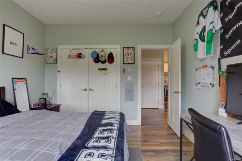 501 Mountain View Dr, Lake Cowichan, BC 