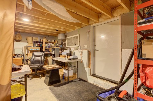 501 Mountain View Dr, Lake Cowichan, BC 