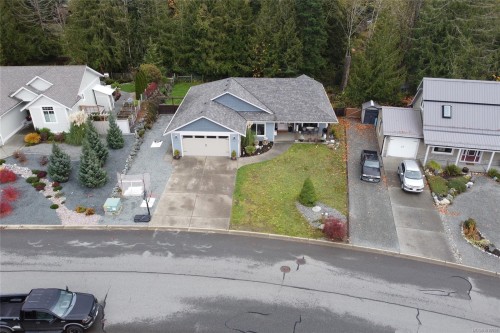 501 Mountain View Dr, Lake Cowichan, BC 