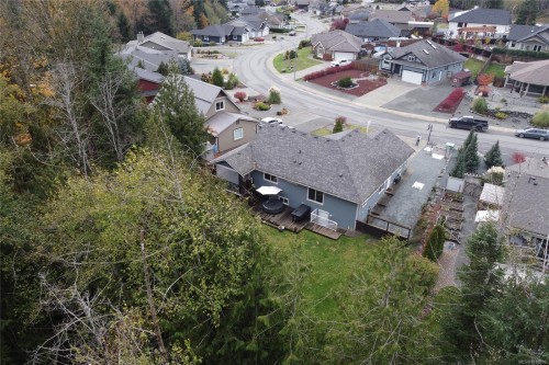 501 Mountain View Dr, Lake Cowichan, BC 