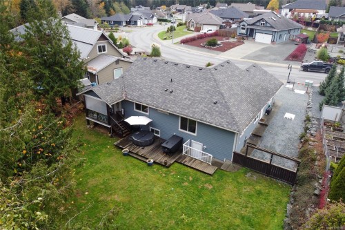 501 Mountain View Dr, Lake Cowichan, BC 
