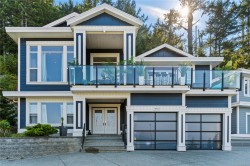 5013 Laguna Way  Nanaimo, BC V9T 5L6