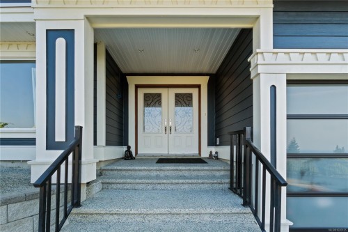 5013 Laguna Way, Nanaimo, BC 