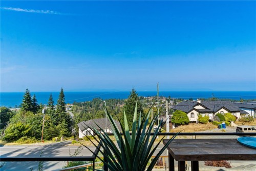 5013 Laguna Way, Nanaimo, BC 