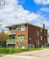 UNIT 1 - 26 WOODFERN COURT  Kitchener, ON N2E 1H4