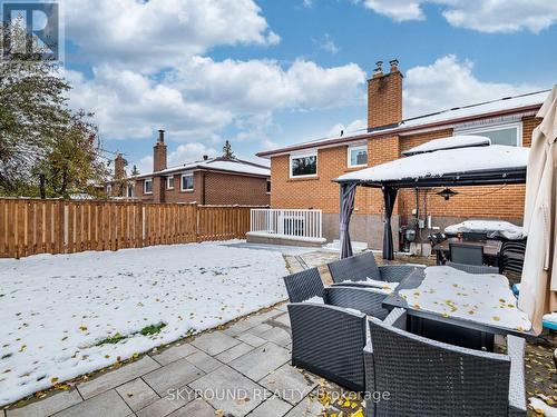 3878 Midhurst Lane, Mississauga, ON - Outdoor