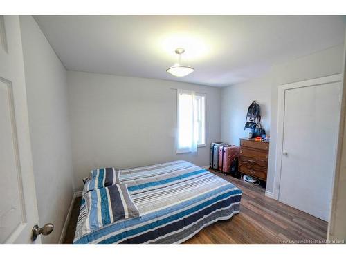 996-998 Riverside Dr, Bathurst, NB 