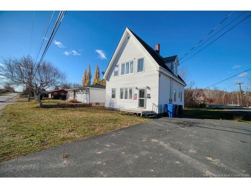 1030 Riverside Dr, Bathurst, NB 