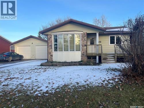506 9Th Street E, Wynyard, SK - Outdoor