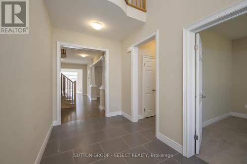 88 Bradwell Chase, London North (North R), ON - Indoor Photo Showing Other Room