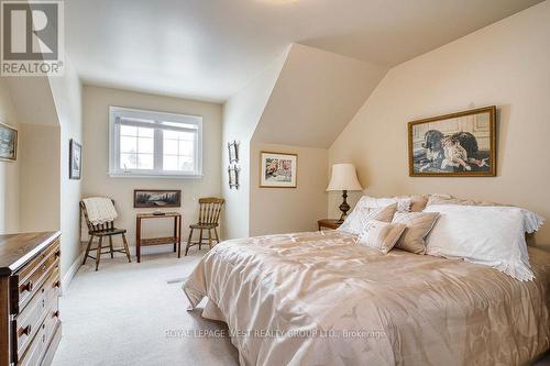 8 - 1205 Clarkson Road N, Mississauga, ON - Indoor Photo Showing Bedroom