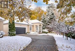 8 - 1205 CLARKSON ROAD N  Mississauga, ON L5J 2W1