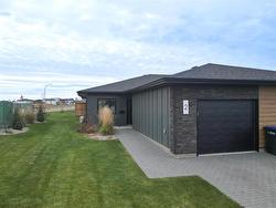 2 Dietrich Bay  Brandon, MB R7B 4K5