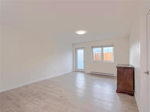 2 Dietrich Bay, Brandon, MB - Indoor Photo Showing Other Room