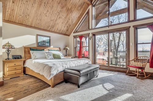 Chambre à coucher principale - 7 Av. Du Rocher, Lac-Delage, QC - Indoor Photo Showing Bedroom